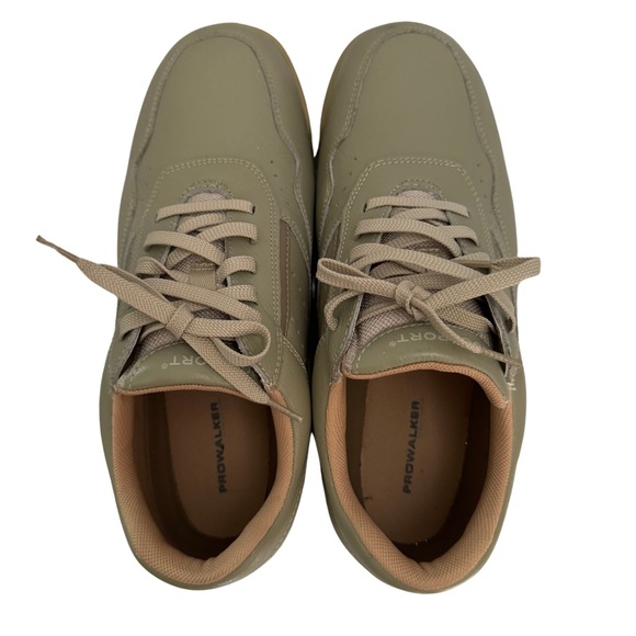 Rockport Other - 🆕 in box -Rockport M7100 Prowalker size 7.5W (mens), color is sport white/wheat